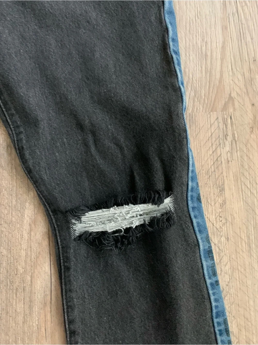 Levis size 32